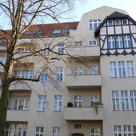 Apartments Dahlie & Nelke-3